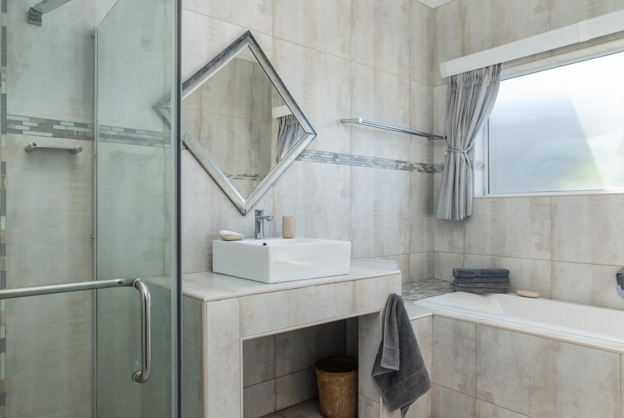 Le Rocella 4 - 2 Adults And 4 Children Only Apartment Ballito Bagian luar foto